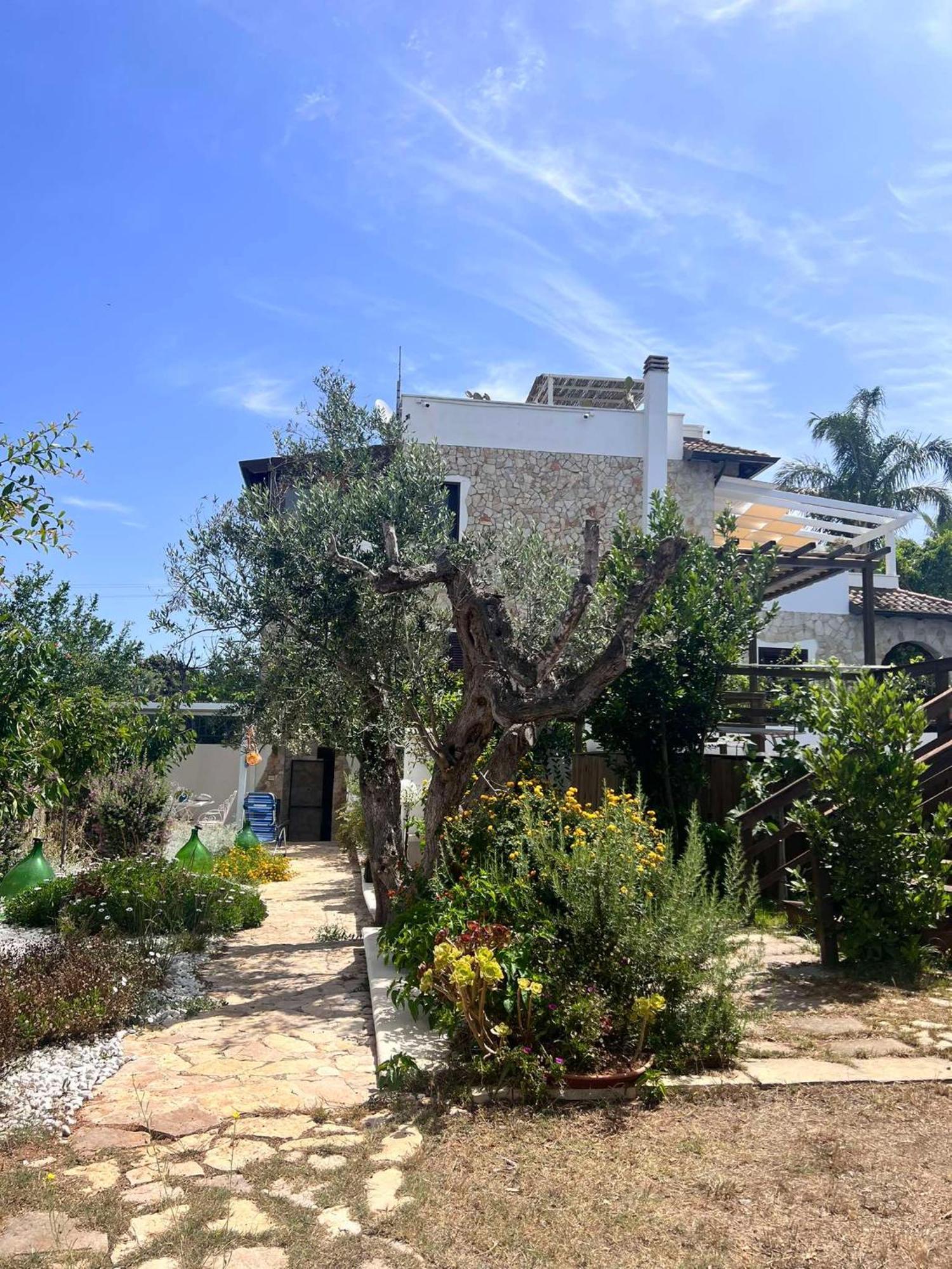 Villa Casa Vacanze Fiore Галиполи Екстериор снимка